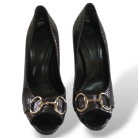 Peep Toe Gucci Python Preto com Fivela-34