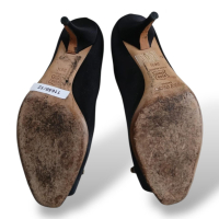 Peep Toe Jimmy Choo Preto de Cetim com Fivela-35