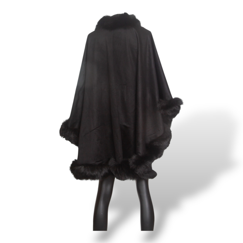 Poncho em Cashmere Preto com Pele