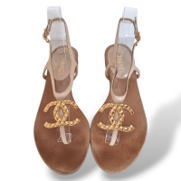 Rasteira Chanel Marfim Fivela Dourada CC - 38