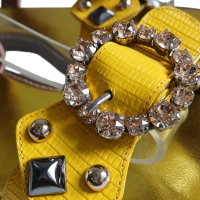 Sandália Dolce Gabbana Amarela com Rosa-39