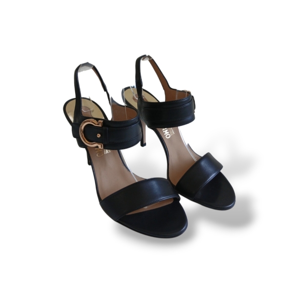 Sandália Salvatore Ferragamo Preta - 36