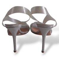 Sandália Gianvito Rossi Prateada em Silicone-35