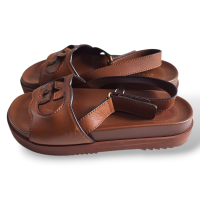 Papete Gucci GG Couro Caramelo - 38