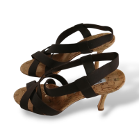 Sandália Manolo Blahnik Marrom Elástico-35