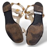 Rasteira Valentino Roman Stud Off White-37