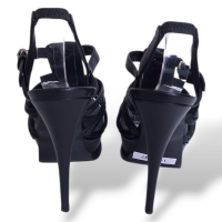 Plataforma Yves Saint Laurent Preta-35