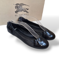 Sapatilha Burberry Preta - 34