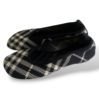 Sapatilha Burberry Xadrez- 35