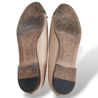 Sapatilha Chanel Cap Toe Bege com Preto-38