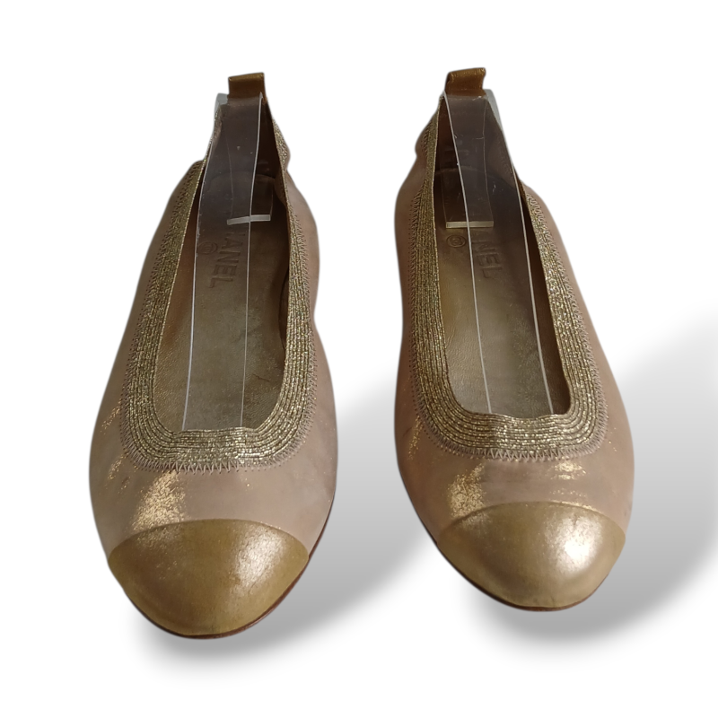 Sapatilha Chanel Dourada-39