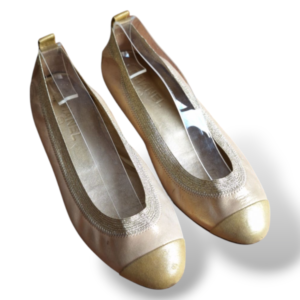 Sapatilha Chanel Couro Dourada