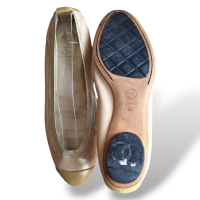 Sapatilha Chanel Couro Dourada