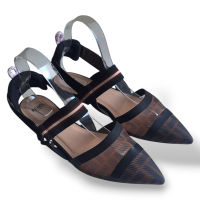 Sapatilha Fendi Tela Preta-37