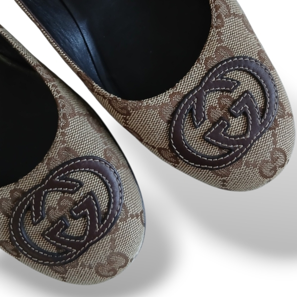 Sapatilha Gucci GG Supreme - 37 