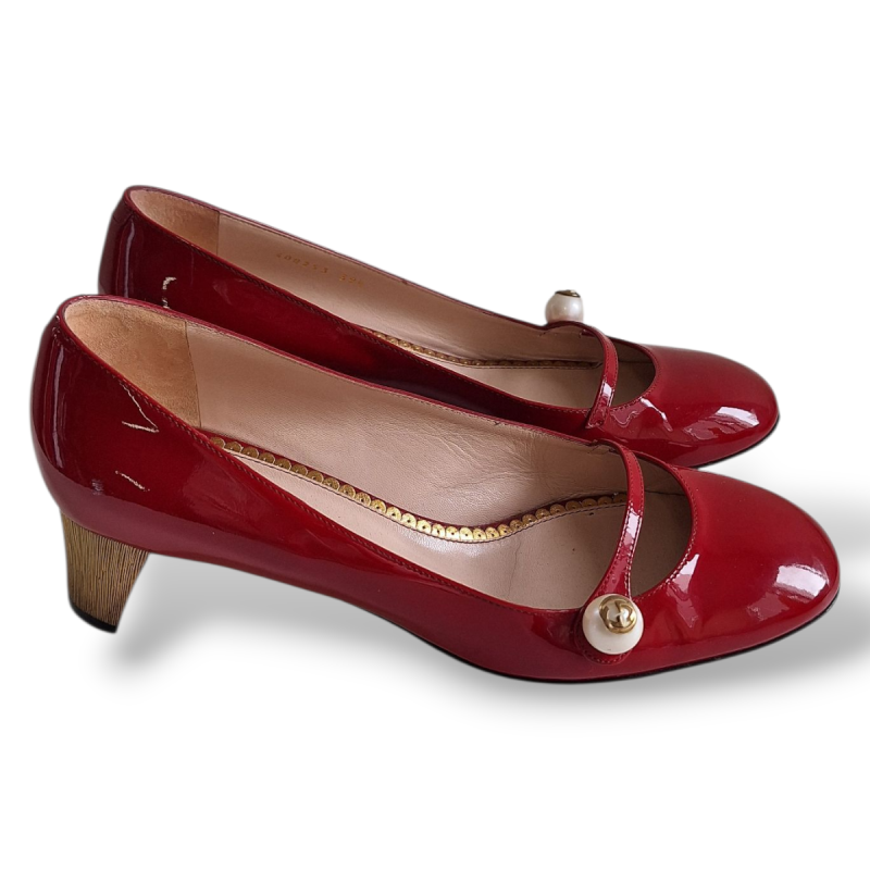 Scarpin Gucci Verniz Vinho com Pérola-38
