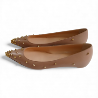 Sapatilha Christian Louboutin Bege com Spikes Dourados-40