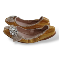 Sapatilha Miu Miu em Verniz Amarela com Pedras-39