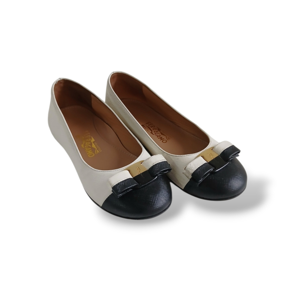 Sapatilha Salvatore Ferragamo Infantil Bicolor - 26