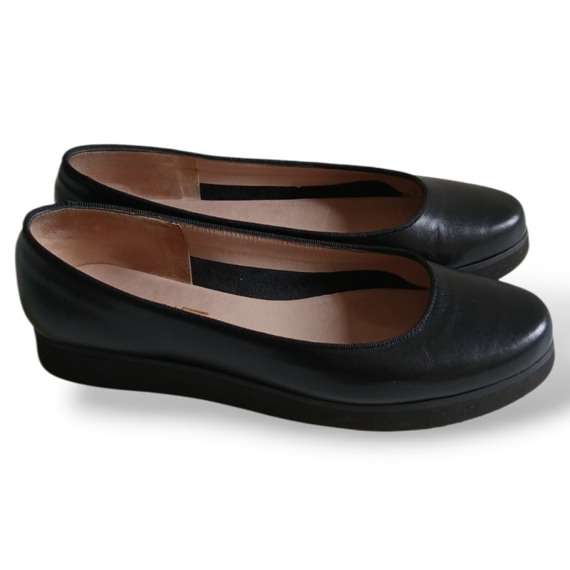 Sapatilha Salvatore Ferragamo Preto - 35