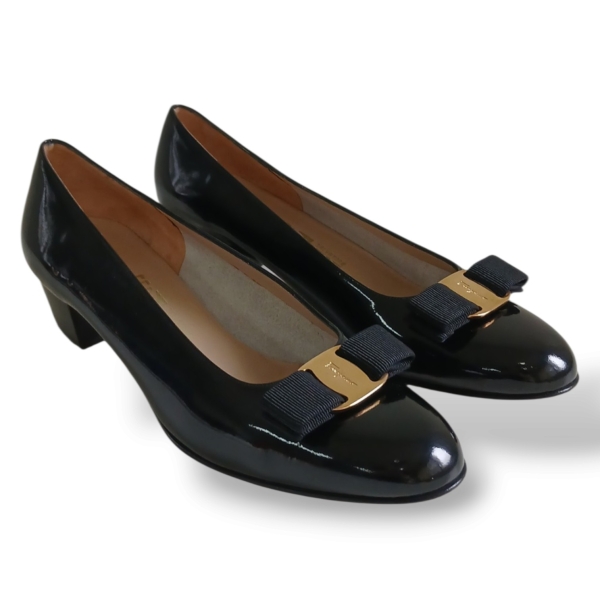Sapatilha Salvatore Ferragamo Verniz Preto - 36