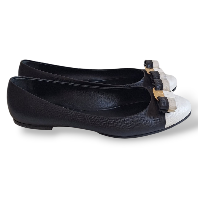 Sapatilha Salvatore Ferragamo Preta e Branca-36 Sapatilha Salvatore Ferragamo Preta e Branca-36