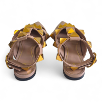 Sapatilha Valentino Roman Stud Bege - 35
