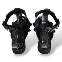 Sapatilha Valentino Garavani Roman Stud Preta 