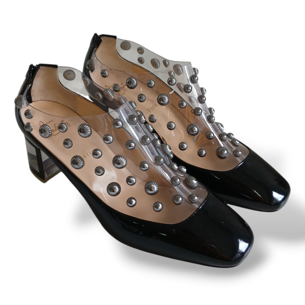 Sapato Christian Louboutin Verniz Preto com PVC-39