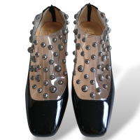 Sapato Christian Louboutin Verniz Preto com PVC-39