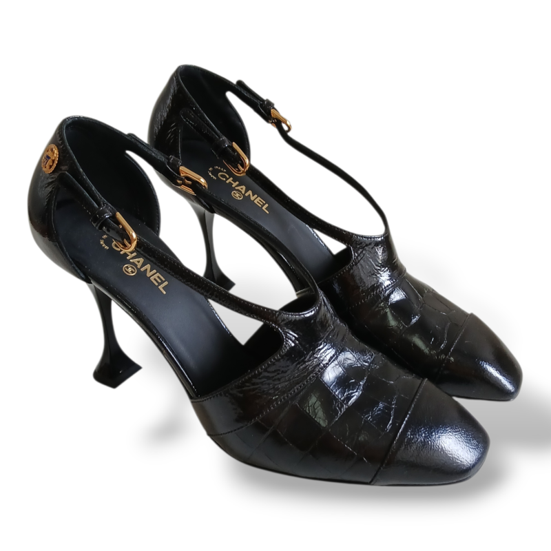 Scarpin Chanel Patent Leather Preto-39