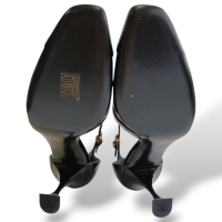 Scarpin Chanel Patent Leather Preto-39