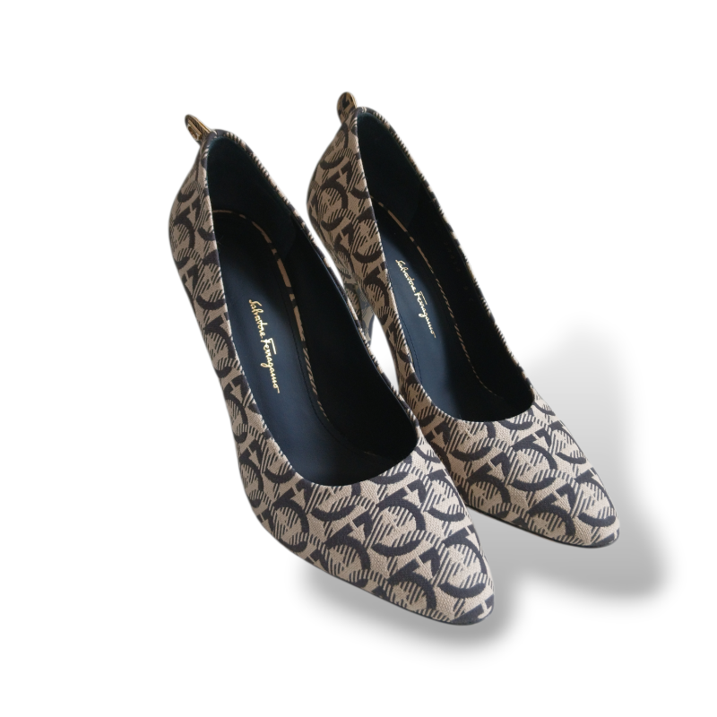 Scarpin Salvatore Ferragamo Judy Jacquard Monograma - 37