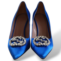 Scarpin Gucci em Tecido Azul Royal com Fivela de Pedras-36