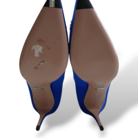 Scarpin Gucci em Tecido Azul Royal com Fivela de Pedras-36