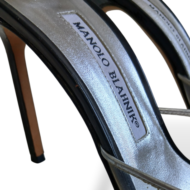 Scarpin Slingback Manolo Blahnik Vinil Bicolor - 37 