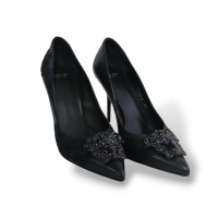 Scarpin Versace Medusa Preto - 35 Scarpin Versace Medusa Preto - 35