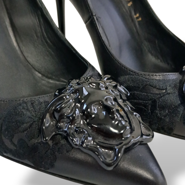 Scarpin Versace Medusa Preto - 35