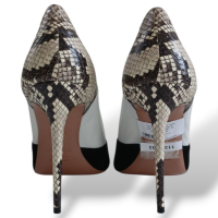 Scarpin Aquazzura Preto com Python-40