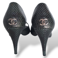 Peep Toe Chanel Python Verde - 35