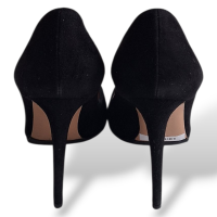 Scarpin Gianvito Rossi Camurça Preto-40