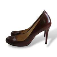 Scarpin Christian Louboutin Marrom Bico Redondo-38