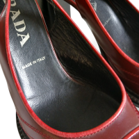 Slingback Prada Vinho com Debrun Vermelho-35