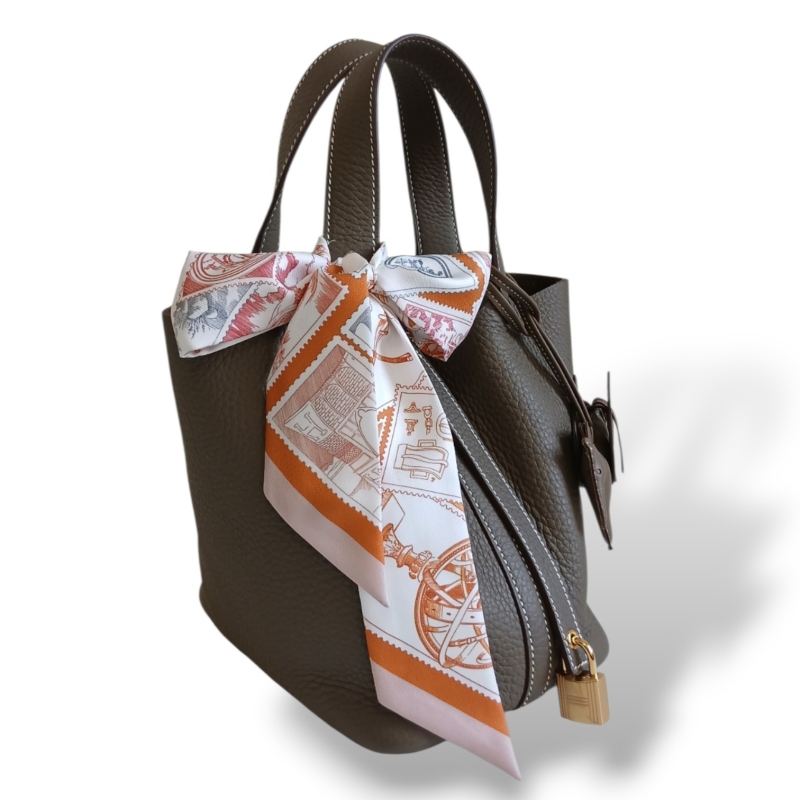 Twilly Hermès Tecido Estampado 