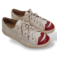 Tênis Charlotte Olympia Kiss Me-35