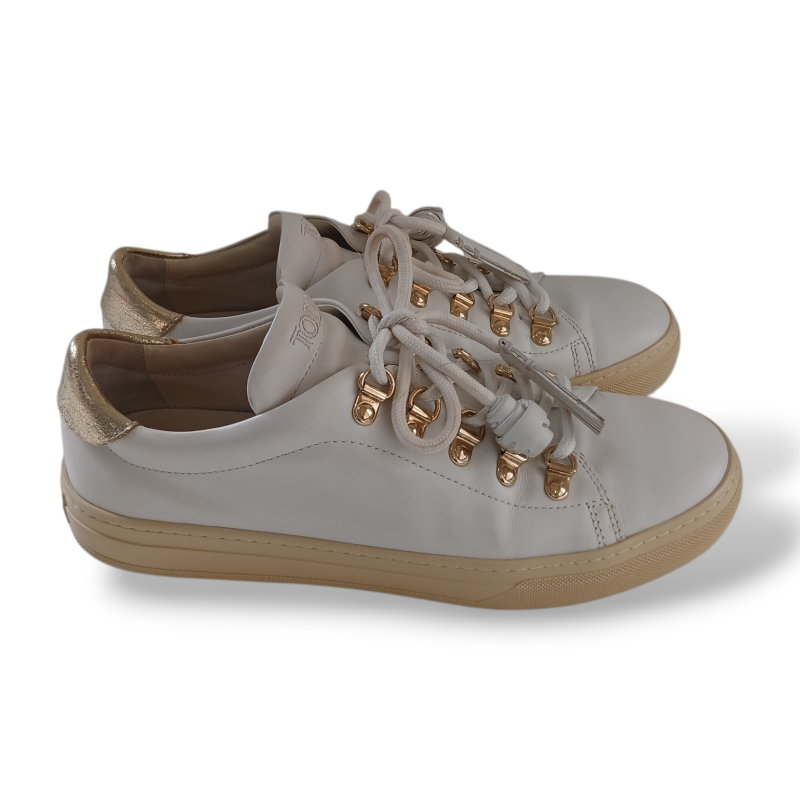Tênis Tod´s em Couro Branco com Tassel-37