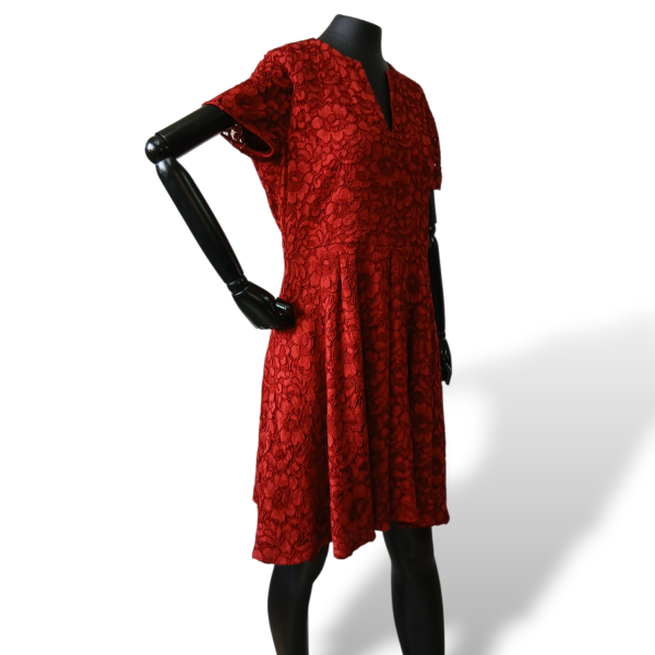 Vestido Burberry Flores Vinho Rendada-44