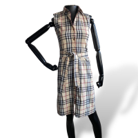 Vestido Burberry com Cinto - 36