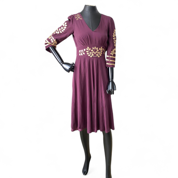 Vestido De Seda Temperley Vinho com Aplicações Douradas-36