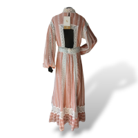Vestido LN Rose com Renda Guipir - M Vestido LN Rose com Renda Guipir - M